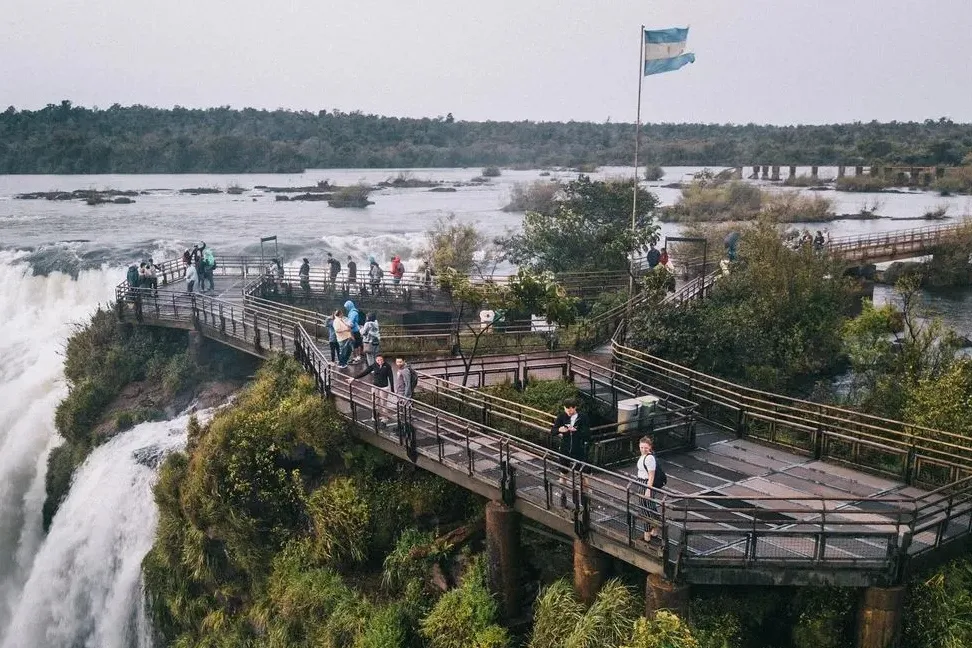 Iguazu Falls - slide 9